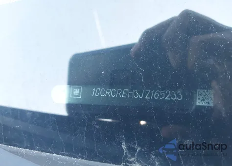 2018 Chevrolet Silverado 1500 1Lt из США, поврежденный, VIN 1GCRCREH3JZ165233